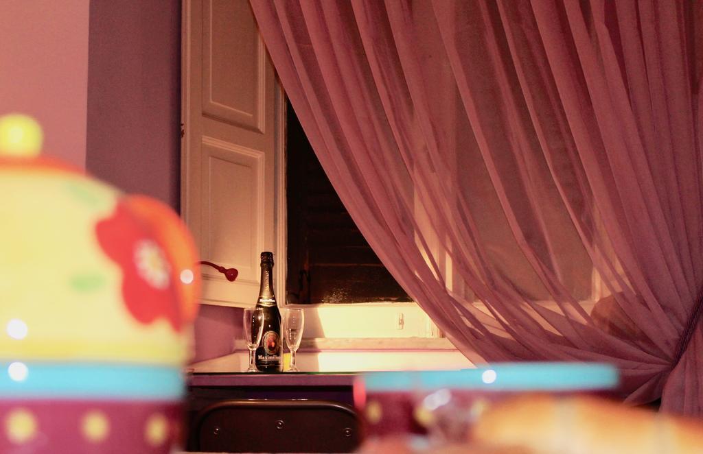 Eat&Sleep Bed and Breakfast Rom Eksteriør billede