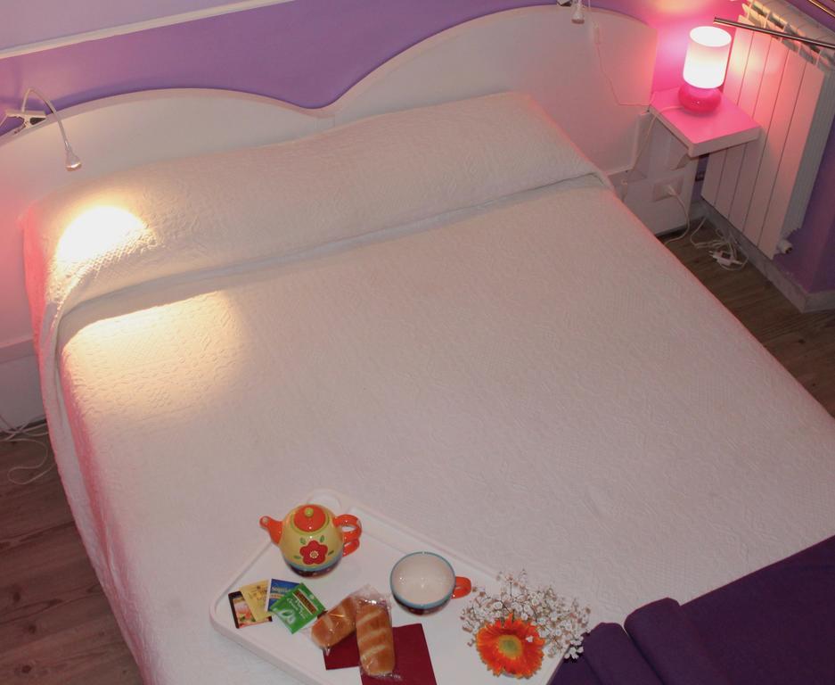 Eat&Sleep Bed and Breakfast Rom Eksteriør billede