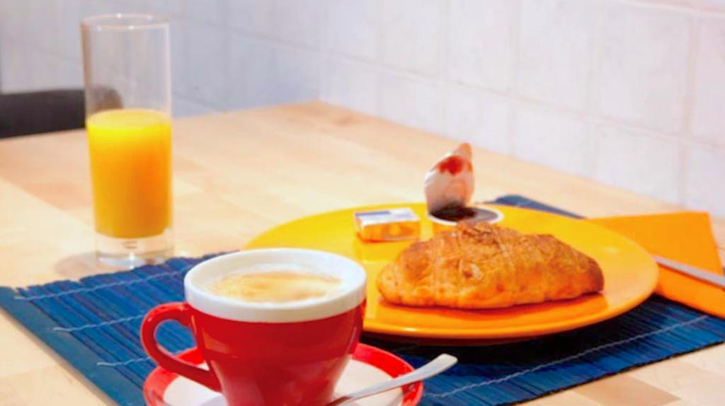 Eat&Sleep Bed and Breakfast Rom Eksteriør billede