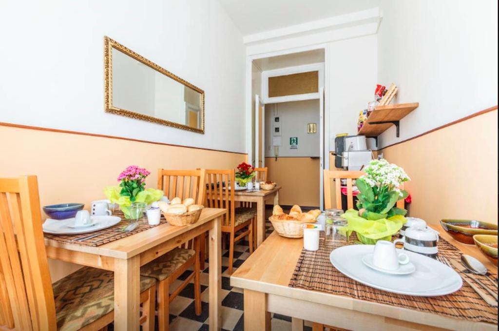 Eat&Sleep Bed and Breakfast Rom Eksteriør billede